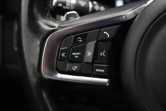Jaguar XF, 2.0, 177 kW, diesel, automatic, four-wheel drive