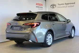 Toyota Corolla, 1.8, 72 kW, гибрид, автомат, передний привод