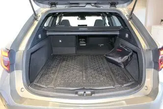 Toyota Corolla, 1.8, 72 kW, гибрид, автомат, передний привод