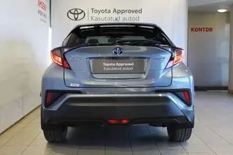 Toyota C-HR, 1.8, 72 kW, гибрид, автомат, передний привод
