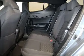 Toyota C-HR, 1.8, 72 kW, гибрид, автомат, передний привод