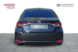 Toyota Corolla, 1.5, 92 kW, бензин, автомат, передний привод