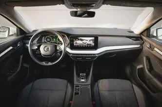 Škoda Octavia, 1.5, 96 kW, бензин, автомат, передний привод