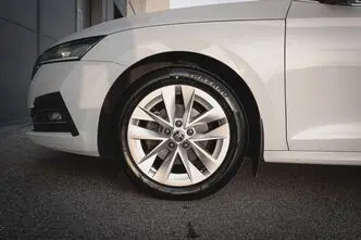 Škoda Octavia, 1.5, 96 kW, бензин, автомат, передний привод