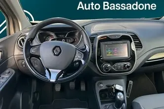 Renault Captur, 0.9, 66 kW, бензин, механическая, передний привод