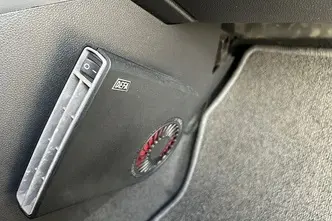 Renault Captur, 0.9, 66 kW, бензин, механическая, передний привод
