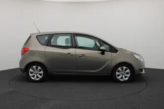 Opel Meriva, 1.4, 88 kW, бензин, механическая, передний привод