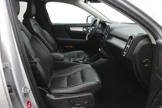 Volvo XC40, 2.0, 182 kW, petrol, automatic, four-wheel drive