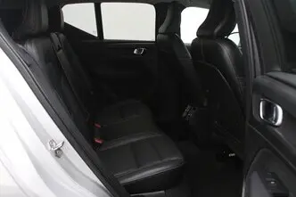 Volvo XC40, 2.0, 182 kW, petrol, automatic, four-wheel drive