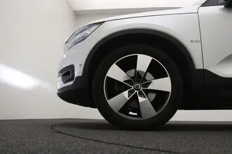 Volvo XC40, 2.0, 182 kW, petrol, automatic, four-wheel drive