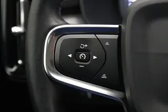 Volvo XC40, 2.0, 182 kW, petrol, automatic, four-wheel drive