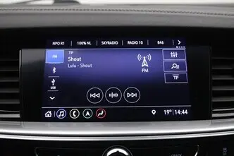 Opel Insignia, 1.5, 90 kW, дизель, механическая, передний привод
