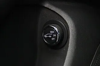 Opel Insignia, 1.5, 90 kW, дизель, механическая, передний привод
