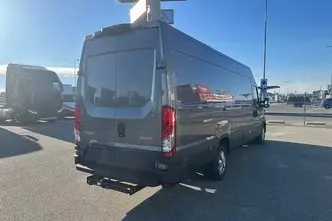 Iveco Daily, 3.0, 129 kW, diisel, automaat, tagavedu