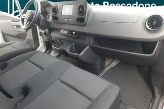 Mercedes-Benz Sprinter, 2.1, 105 kW, diesel, manual, front-wheel drive