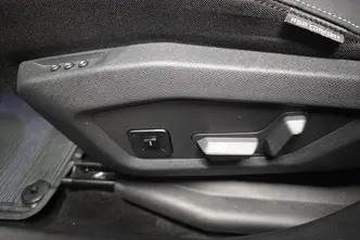 Peugeot 3008, elekter, automaat, esivedu