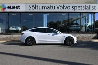 Tesla Model 3, 366 kW, electric, automatic, four-wheel drive