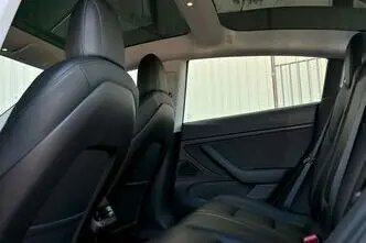 Tesla Model 3, 366 kW, electric, automatic, four-wheel drive