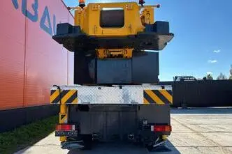 390 kW, diesel