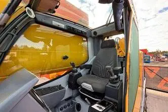 390 kW, diesel