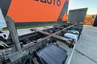 Mercedes-Benz Antos 2545 6x2, 320 kW, diesel, automatic