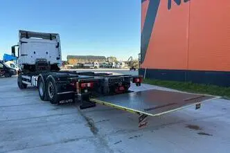 Mercedes-Benz Antos 2545 6x2, 320 kW, diesel, automatic