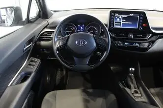 Toyota C-HR, 1.8, 72 kW, hybrid, automatic, front-wheel drive