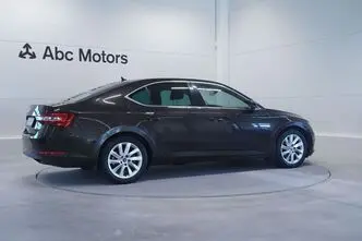 Škoda Superb, 1.8, 132 kW, bensiin, automaat, esivedu