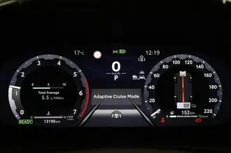 Toyota C-HR, 1.8, 72 kW, гибрид, автомат, передний привод