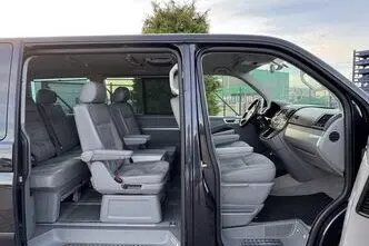 Volkswagen Multivan, 2.5, 128 kW, diesel, manual, four-wheel drive