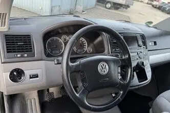 Volkswagen Multivan, 2.5, 128 kW, diesel, manual, four-wheel drive