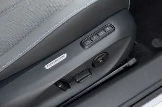 Volkswagen Passat, 1.5, 110 kW, plug-in hybrid, automatic, front-wheel drive