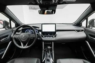 Toyota Corolla, 2.0, 112 kW, гибрид, автомат, полный привод