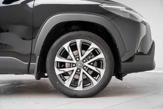 Toyota Corolla, 2.0, 112 kW, гибрид, автомат, полный привод