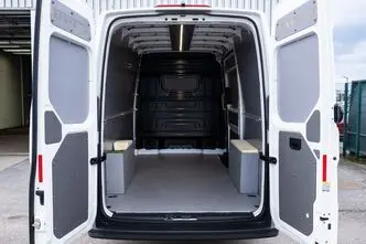 Volkswagen Crafter, 2.0, 103 kW, diisel, automaat