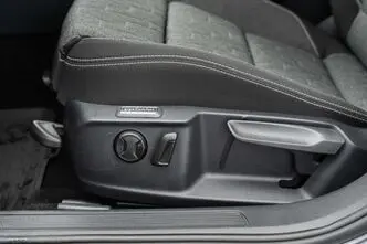 Volkswagen Passat, 1.5, 110 kW, bensiin, automaat