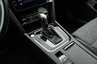 Volkswagen Passat, 1.5, 110 kW, bensiin, automaat