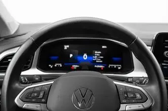 Volkswagen T-Roc, 1.5, 110 kW, bensiin, automaat