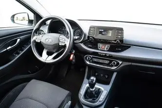 Hyundai i30, 1.6, 70 kW, дизель, механическая