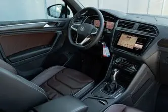 Volkswagen Tiguan, 180 kW, elekter, automaat, esivedu