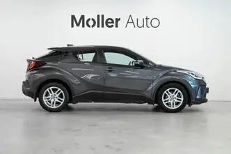 Toyota C-HR, 1.8, 72 kW, pistikhübriid, automaat, esivedu