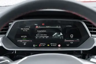 Audi SQ8, 370 kW, electric, automatic, four-wheel drive