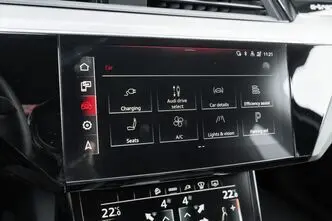 Audi SQ8, 370 kW, electric, automatic, four-wheel drive