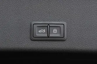 Audi e-tron, 230 kW, electric, automatic, four-wheel drive