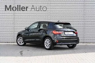Audi A1, 1.0, 699 kW, petrol, automatic, front-wheel drive