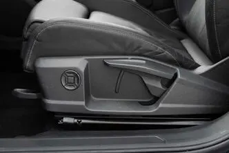 Audi Q4 e-tron, 220 kW, электричество, автомат, полный привод