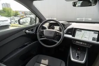Audi Q4 e-tron, 210 kW, elekter, automaat, tagavedu