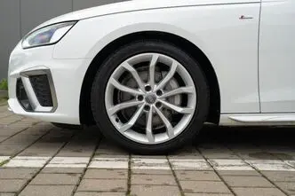 Audi A4, 2.0, 140 kW, diesel, automatic, four-wheel drive