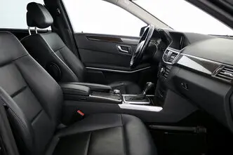 Mercedes-Benz E 220, 2.1, 169 kW, diisel, automaat, tagavedu