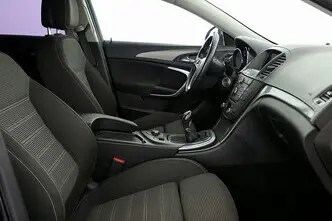 Opel Insignia, 2.0, 130 kW, diisel, manuaal, esivedu